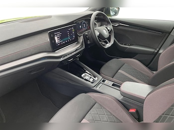 Used Skoda Octavia 2023 for sale - 76146149: Photo 2