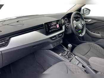 Used Skoda Kamiq 2023 for sale - 76130719: Photo 2