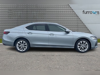 Used Skoda Superb 2025 for sale - 76130620: Photo 4