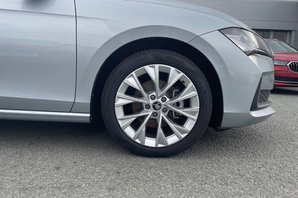 Used Skoda Superb 2025 for sale - 76130620: Photo 6