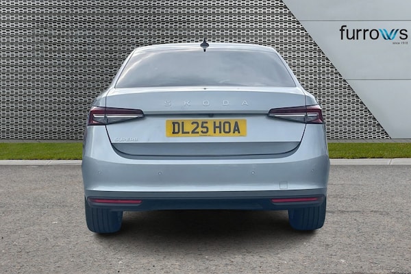 Used Skoda Superb 2025 for sale - 76130620: Photo 8