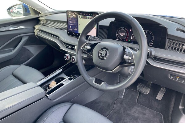 Used Skoda Superb 2025 for sale - 76244563: Photo 7
