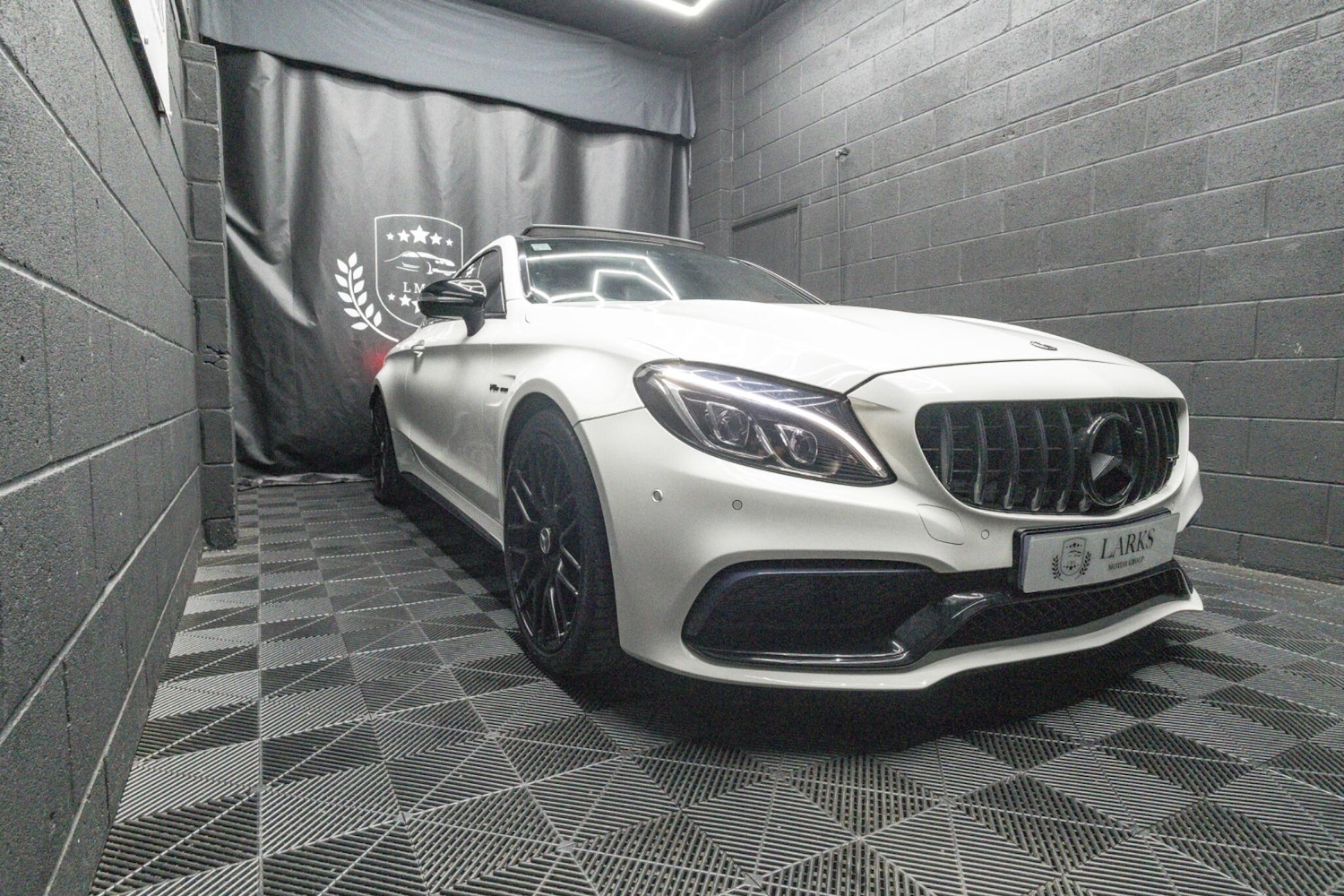 Used Mercedes-Benz C Class 2018 for sale - 76572035: Photo 23