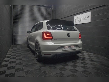 Used Volkswagen Polo 2015 for sale - 75301976: Photo