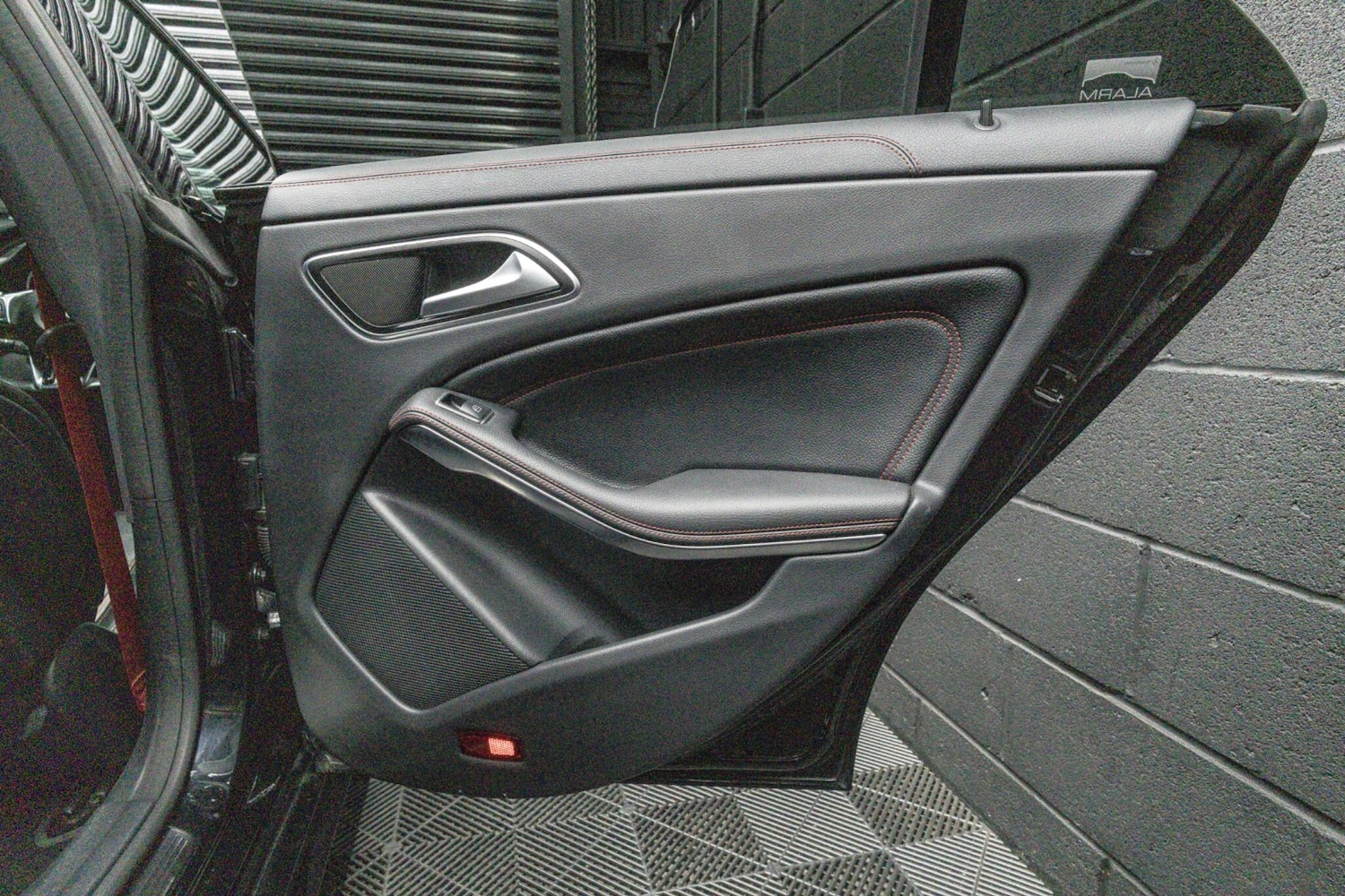 Vehicle 83