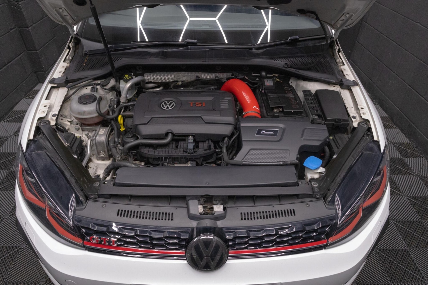 Used Volkswagen Golf 2018 for sale - 76521730: Photo 64