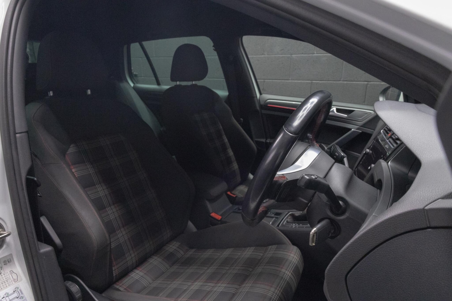 Used Volkswagen Golf 2018 for sale - 76521730: Photo 74