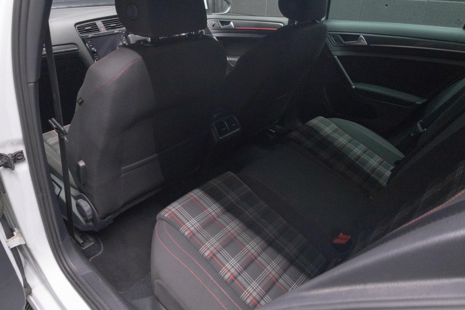 Used Volkswagen Golf 2018 for sale - 76521730: Photo 93