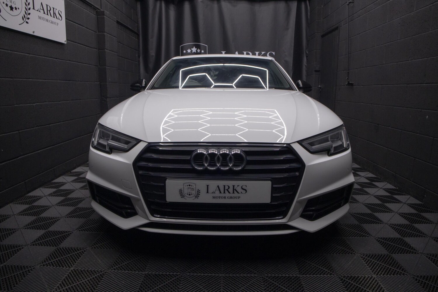 Used Audi A4 2017 for sale - 78156981: Photo 19