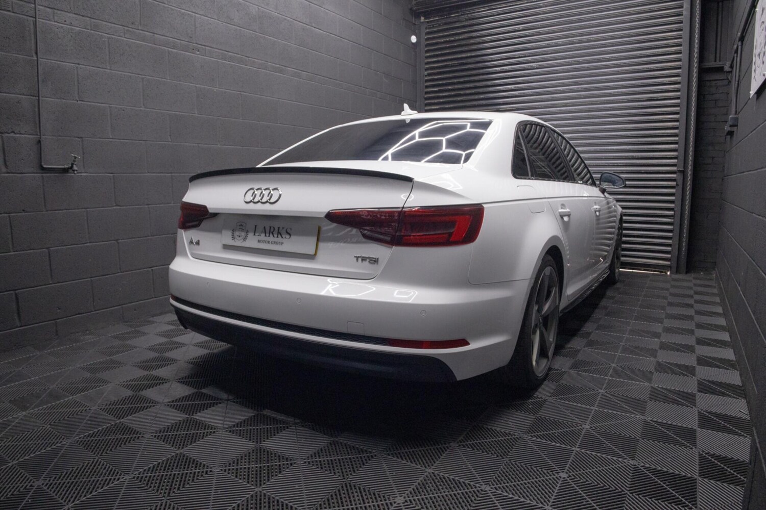 Used Audi A4 2017 for sale - 78156981: Photo 34