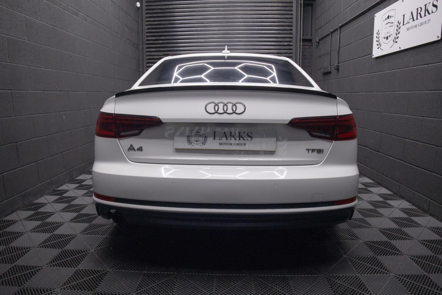 Used Audi A4 2017 for sale - 78156981: Photo 45