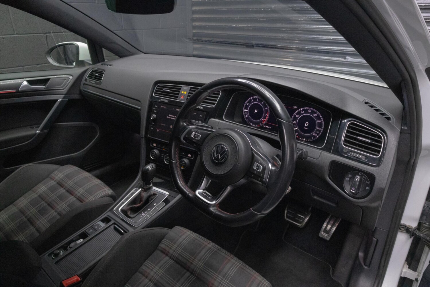 Used Volkswagen Golf 2018 for sale - 78006474: Photo 73