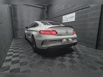 Used Mercedes-Benz C Class 2018 for sale - 77015537: Photo