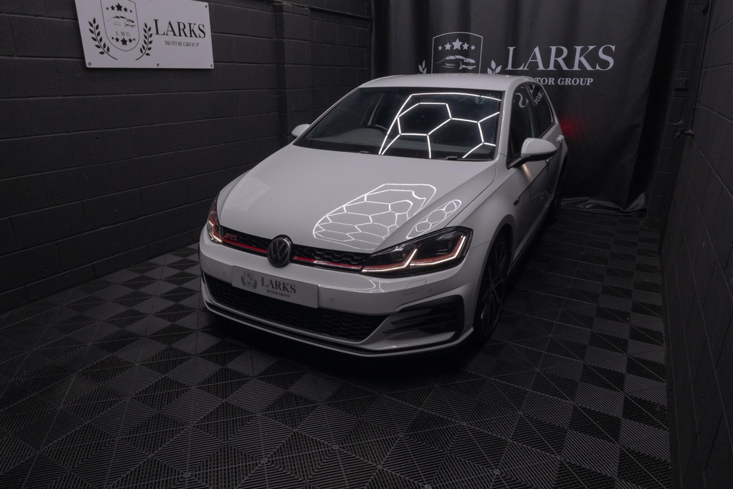 Used Volkswagen Golf for sale - 77898305: Photo 5