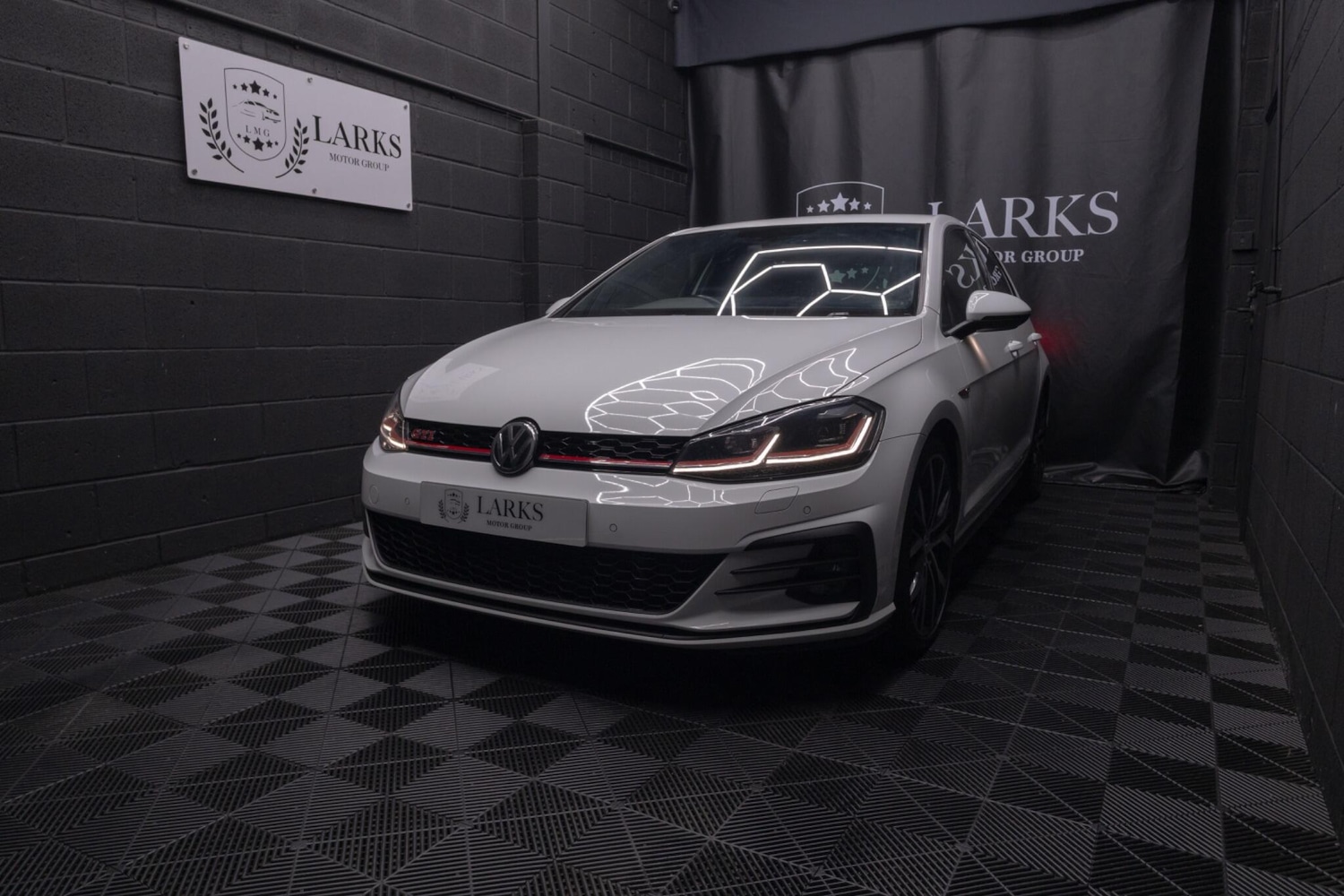 Used Volkswagen Golf 2018 for sale - 77155340: Photo 6