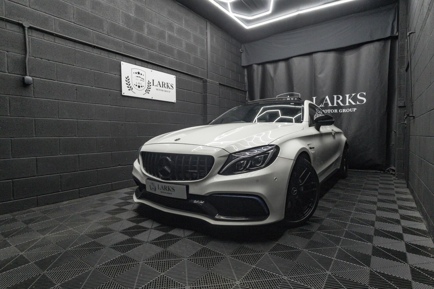 Used Mercedes-Benz C Class 2018 for sale - 78203939: Photo 10