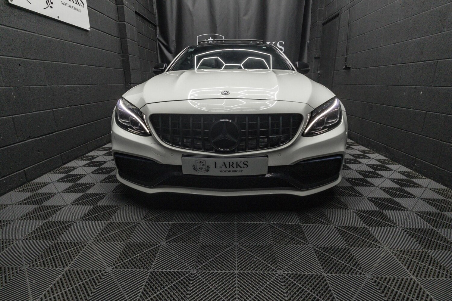 Used Mercedes-Benz C Class 2018 for sale - 78203939: Photo 19