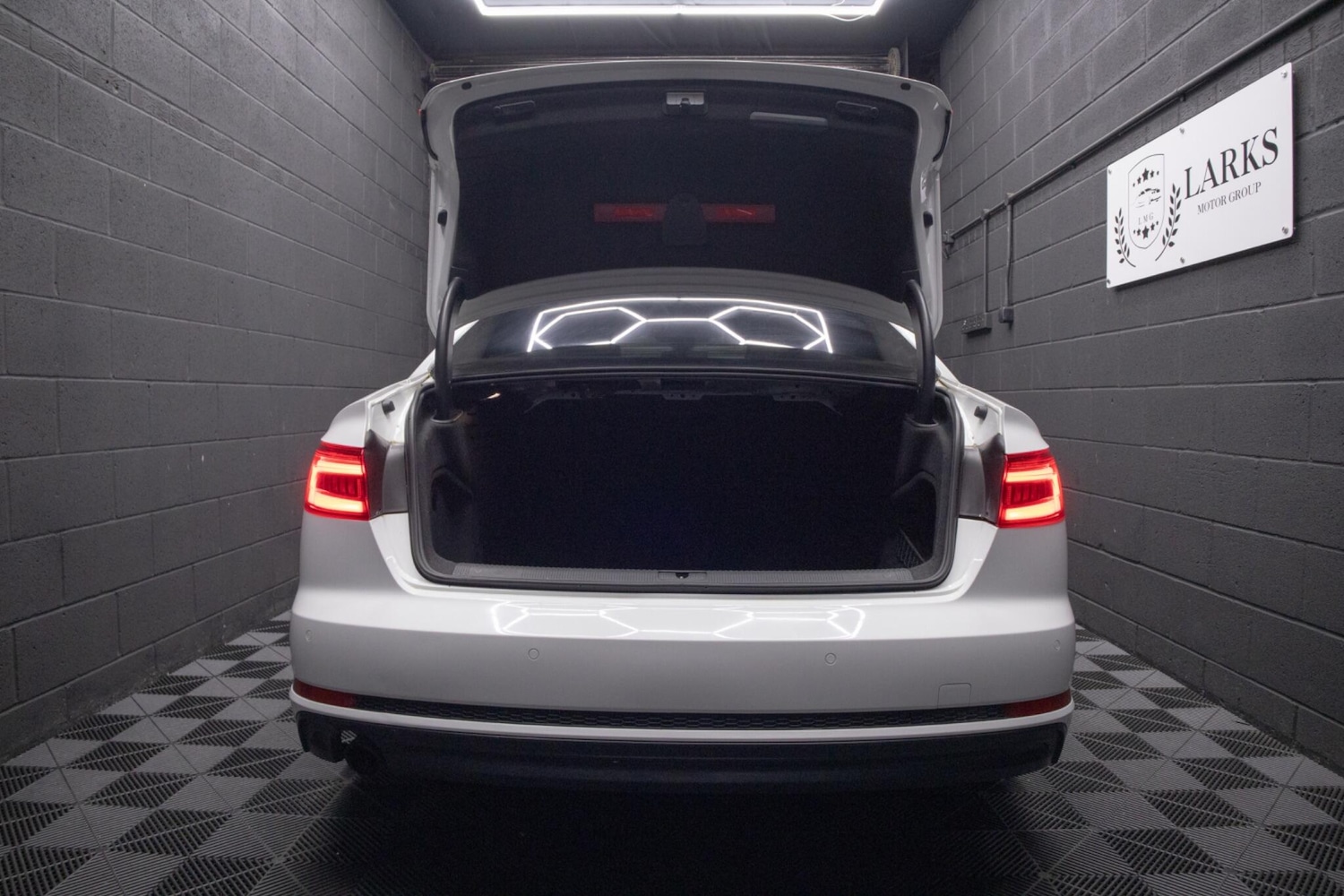 Used Audi A4 for sale - 78058004: Photo 46