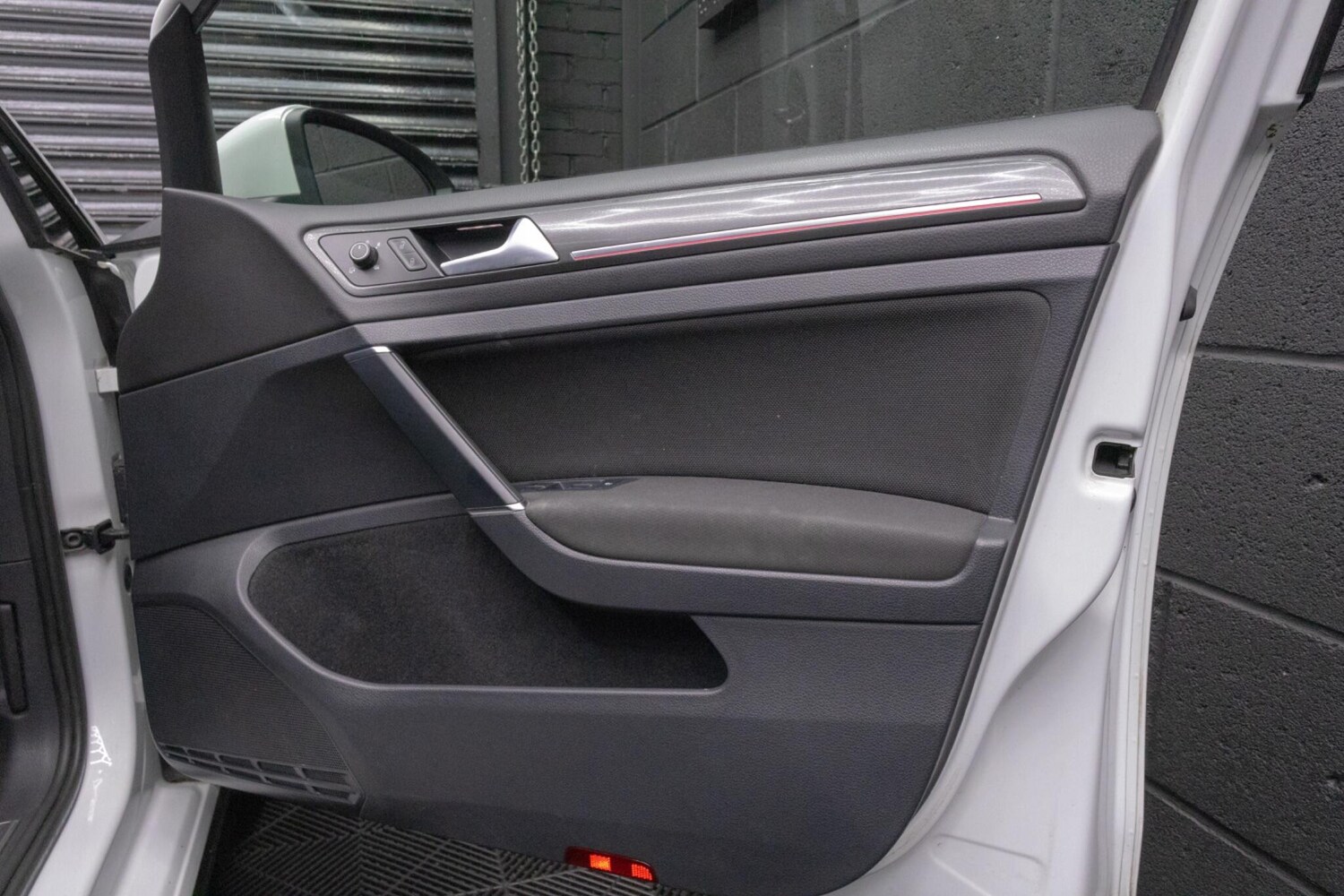 Used Volkswagen Golf 2018 for sale - 77969773: Photo 72