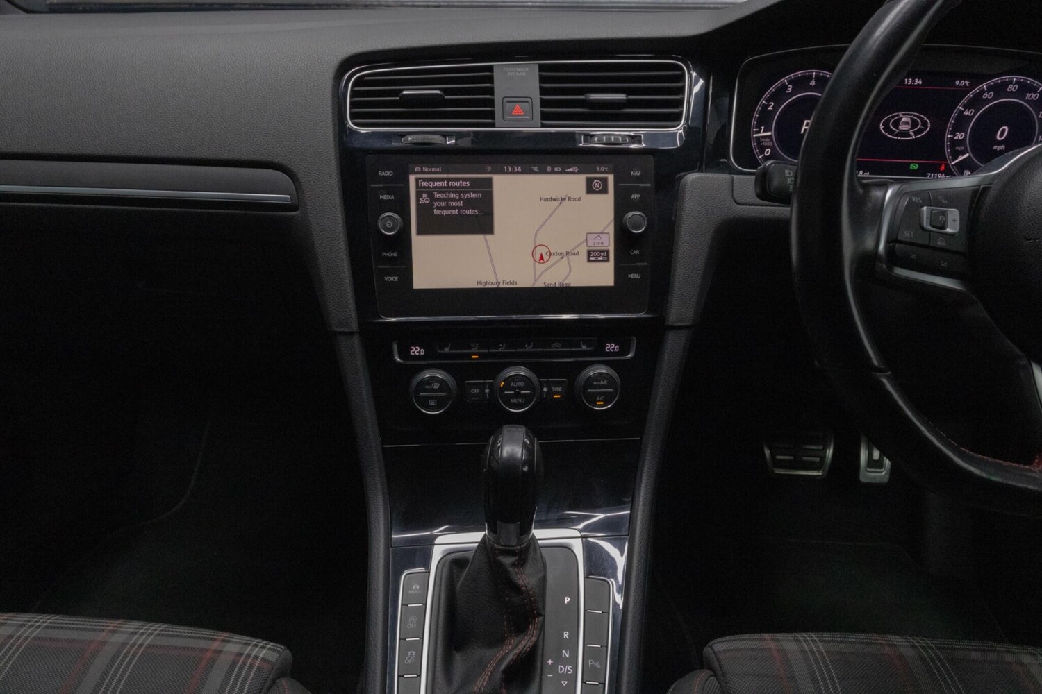 Used Volkswagen Golf 2018 for sale - 77969773: Photo 81