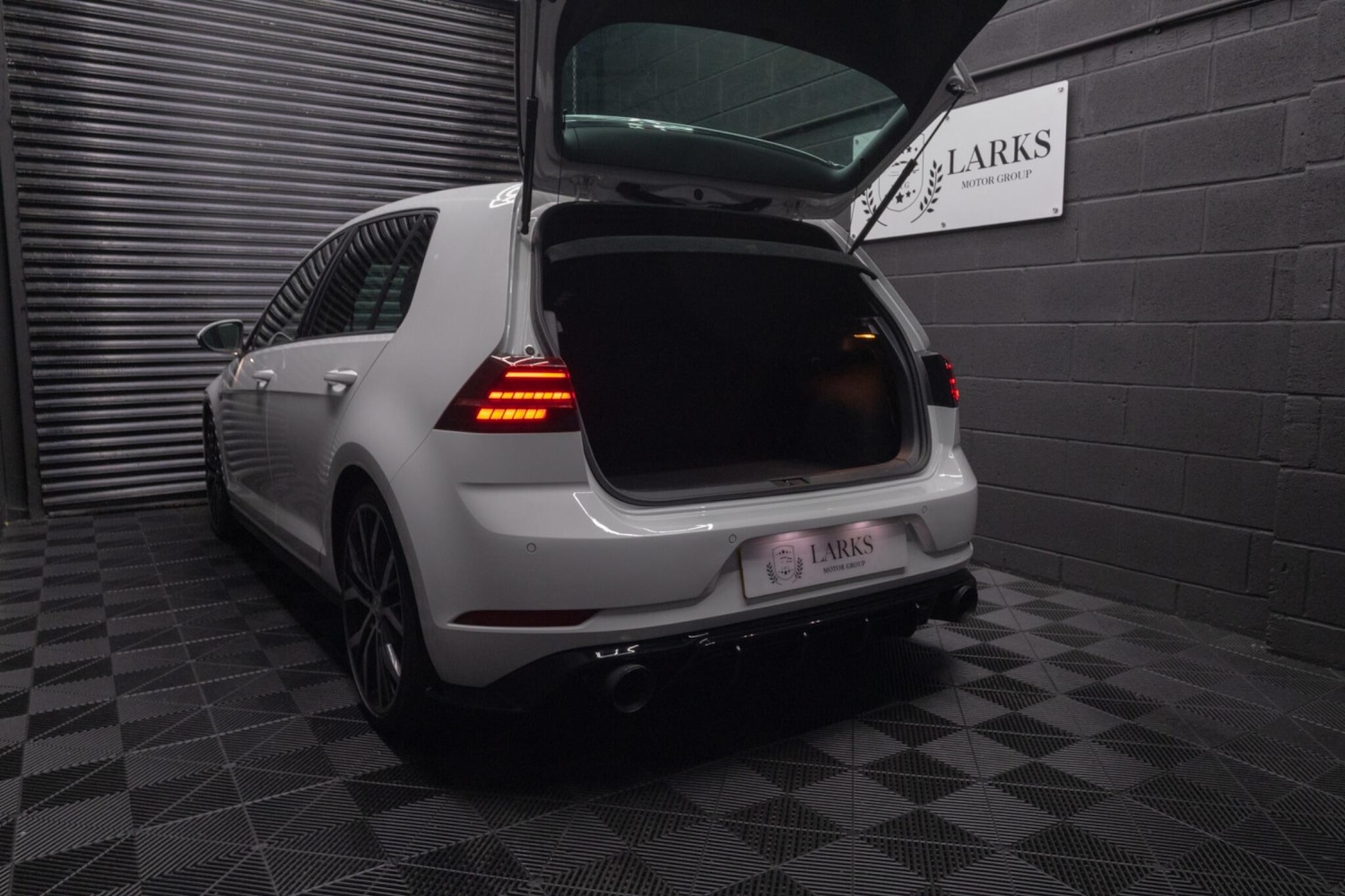 Used Volkswagen Golf 2018 for sale - 76823876: Photo 53