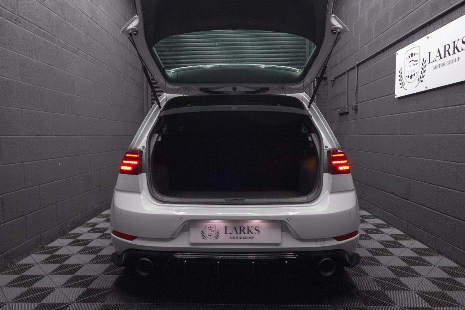 Used Volkswagen Golf 2018 for sale - 77254048: Photo 44