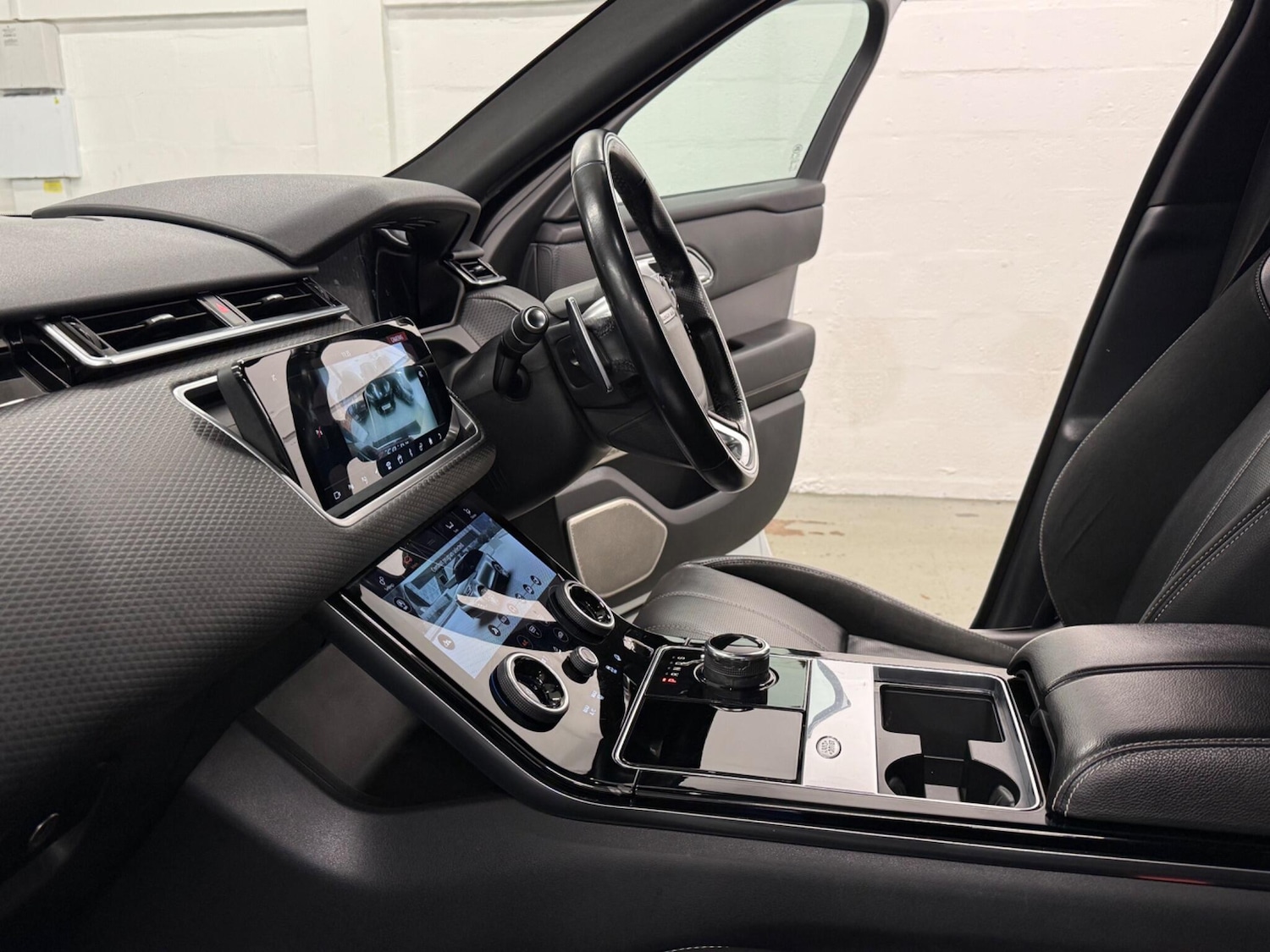 Used Land Rover Range Rover Velar 2018 for sale - 76997861: Photo 52