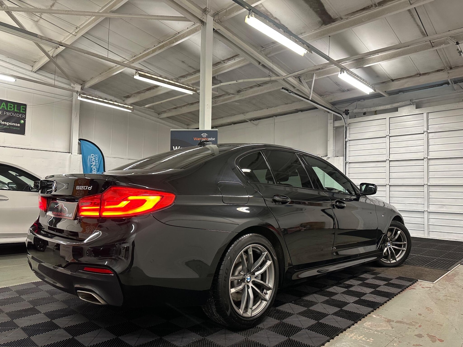 Used BMW 5 Series 2019 for sale - 76337543: Photo 37