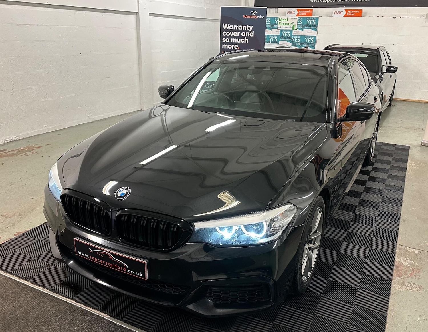 Used BMW 5 Series 2019 for sale - 76337543: Photo 40