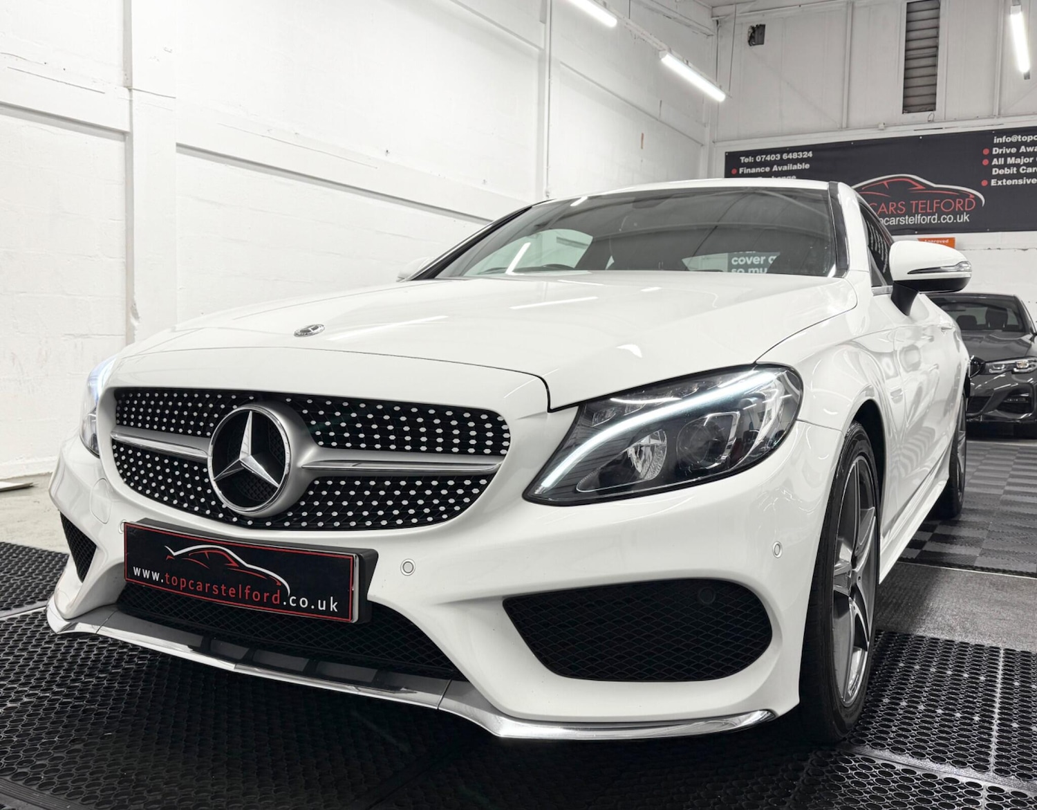 Used Mercedes-Benz C Class 2018 for sale - 77155945: Photo 1