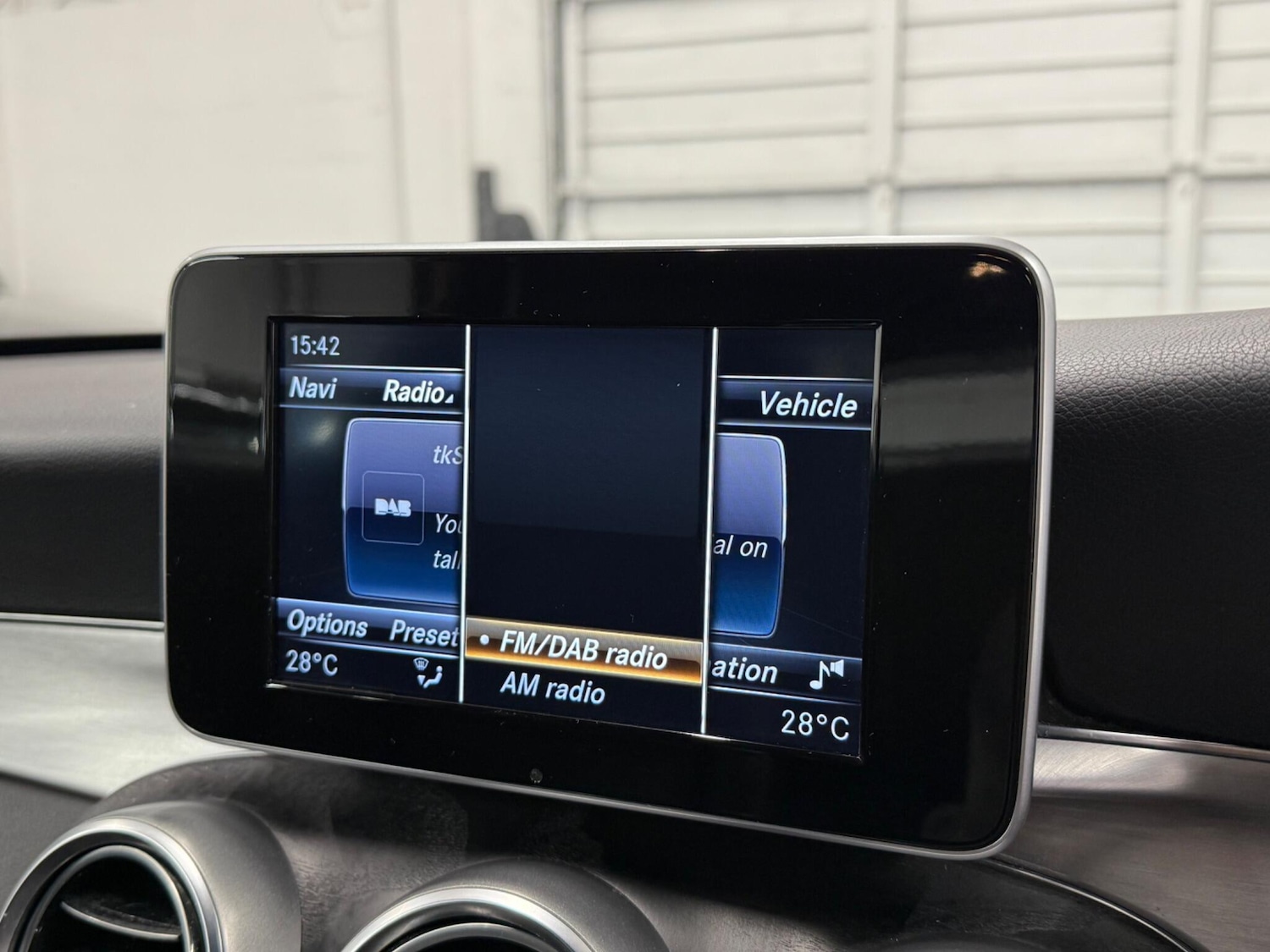 Used Mercedes-Benz C Class 2018 for sale - 77155945: Photo 29