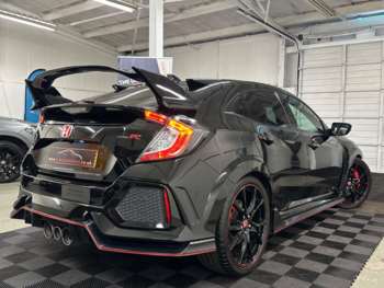 Used Honda Civic 2019 for sale - 74977860: Photo