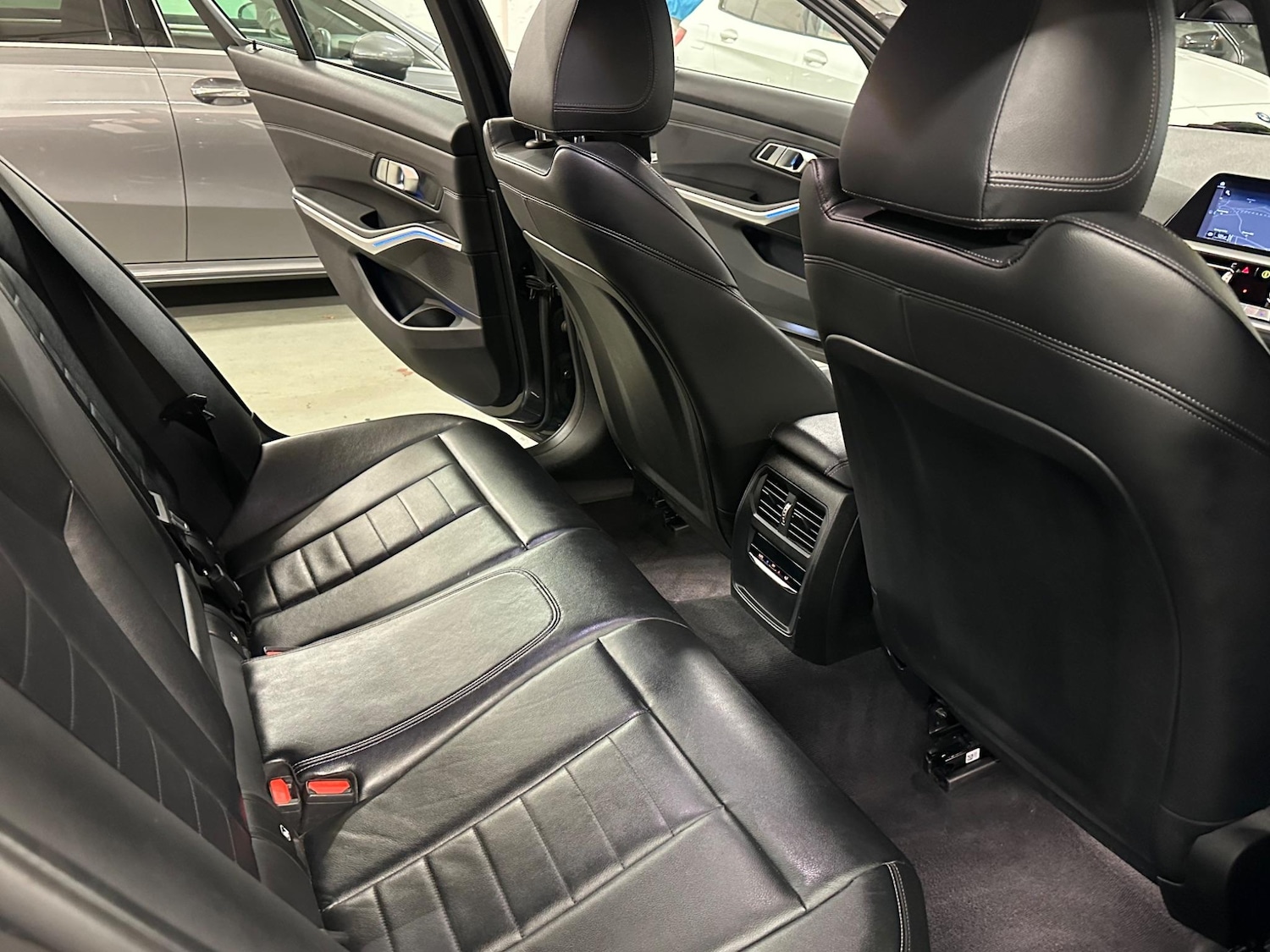 Used BMW 3 Series 2022 for sale - 76360359: Photo 31