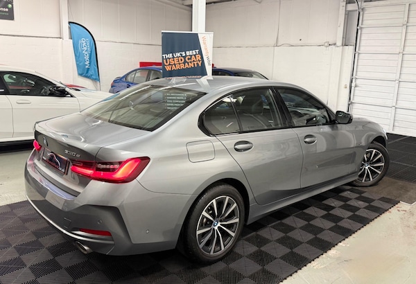 Used BMW 3 Series 2023 for sale - 76337538: Photo 32