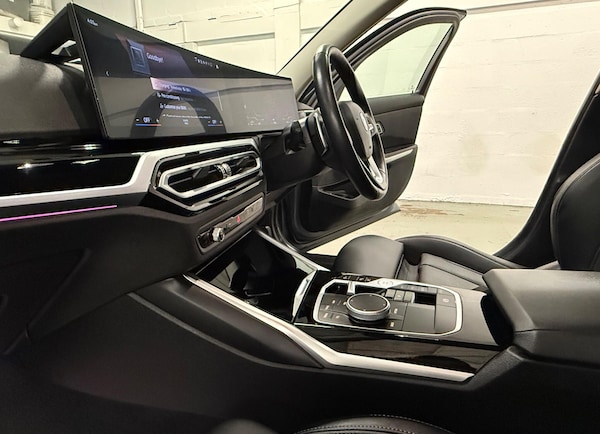 Used BMW 3 Series 2023 for sale - 76337538: Photo 44