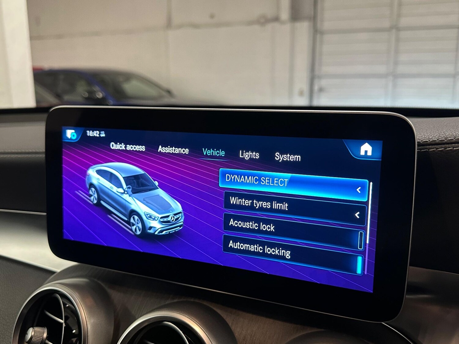 Used Mercedes-Benz GLC 2020 for sale - 77723919: Photo 71