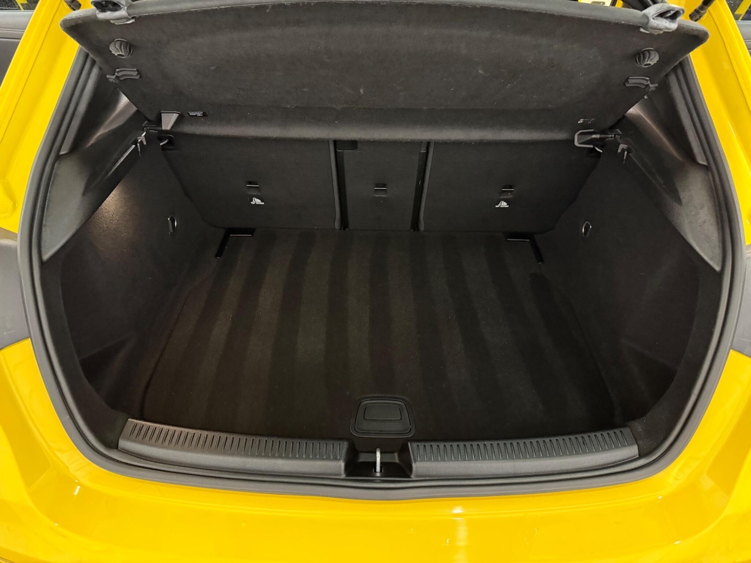 Used Mercedes-Benz A-Class 2021 for sale - 76549553: Photo 96