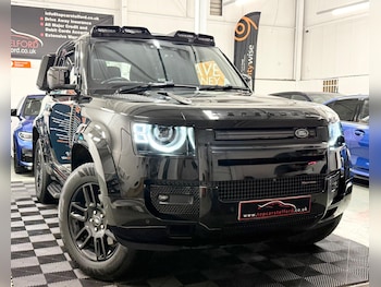 Used Land Rover Defender 90 2023 for sale - 75965357: Photo