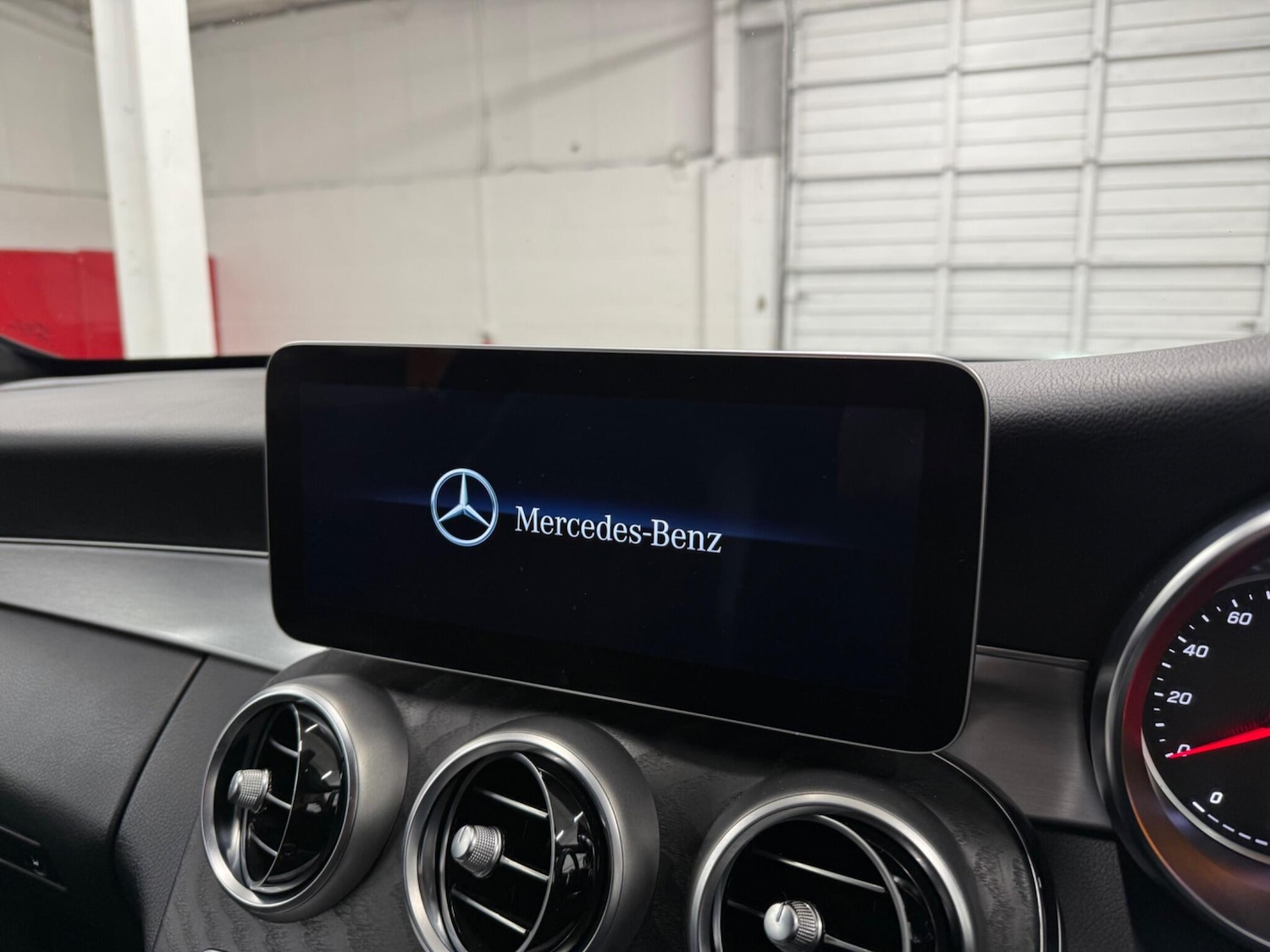 Used Mercedes-Benz C Class 2019 for sale - 76976413: Photo 20