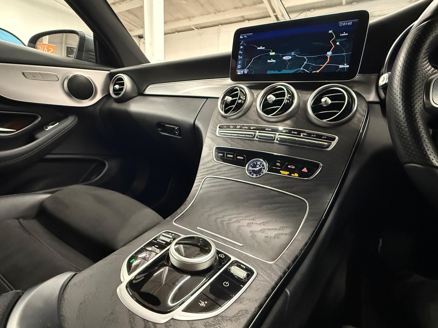 Used Mercedes-Benz C Class 2019 for sale - 76976413: Photo 31