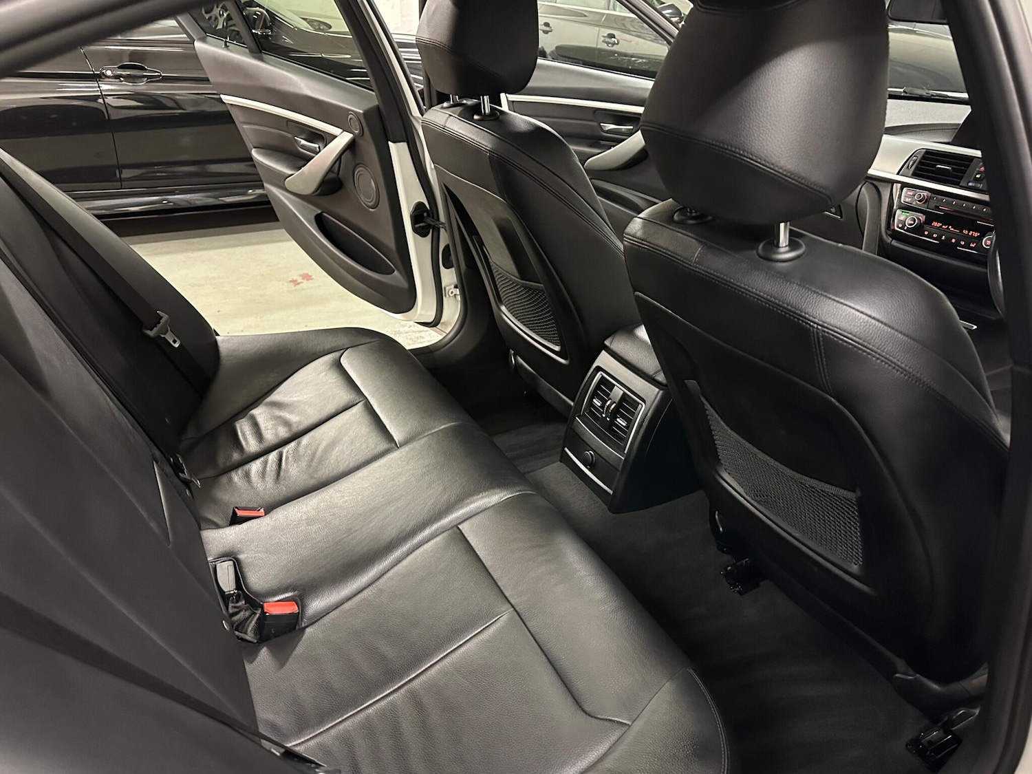 Used BMW 3 Series 2018 for sale - 77645876: Photo 20