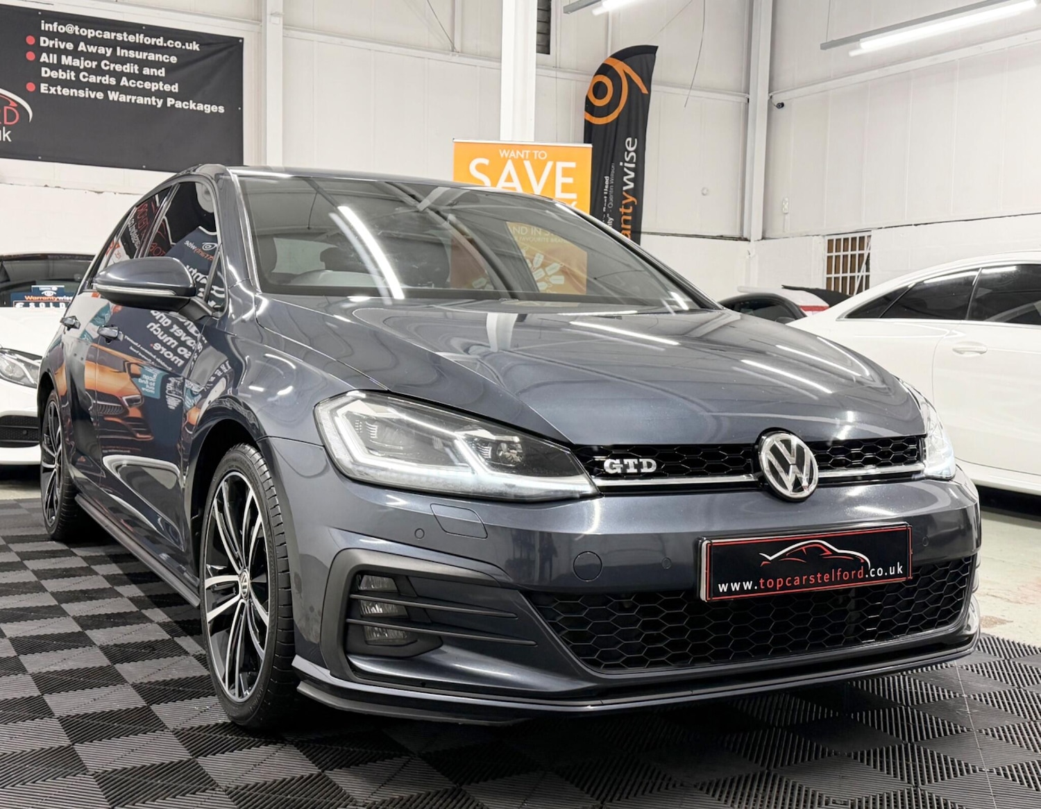 Used Volkswagen Golf 2017 for sale - 78036278: Photo 1