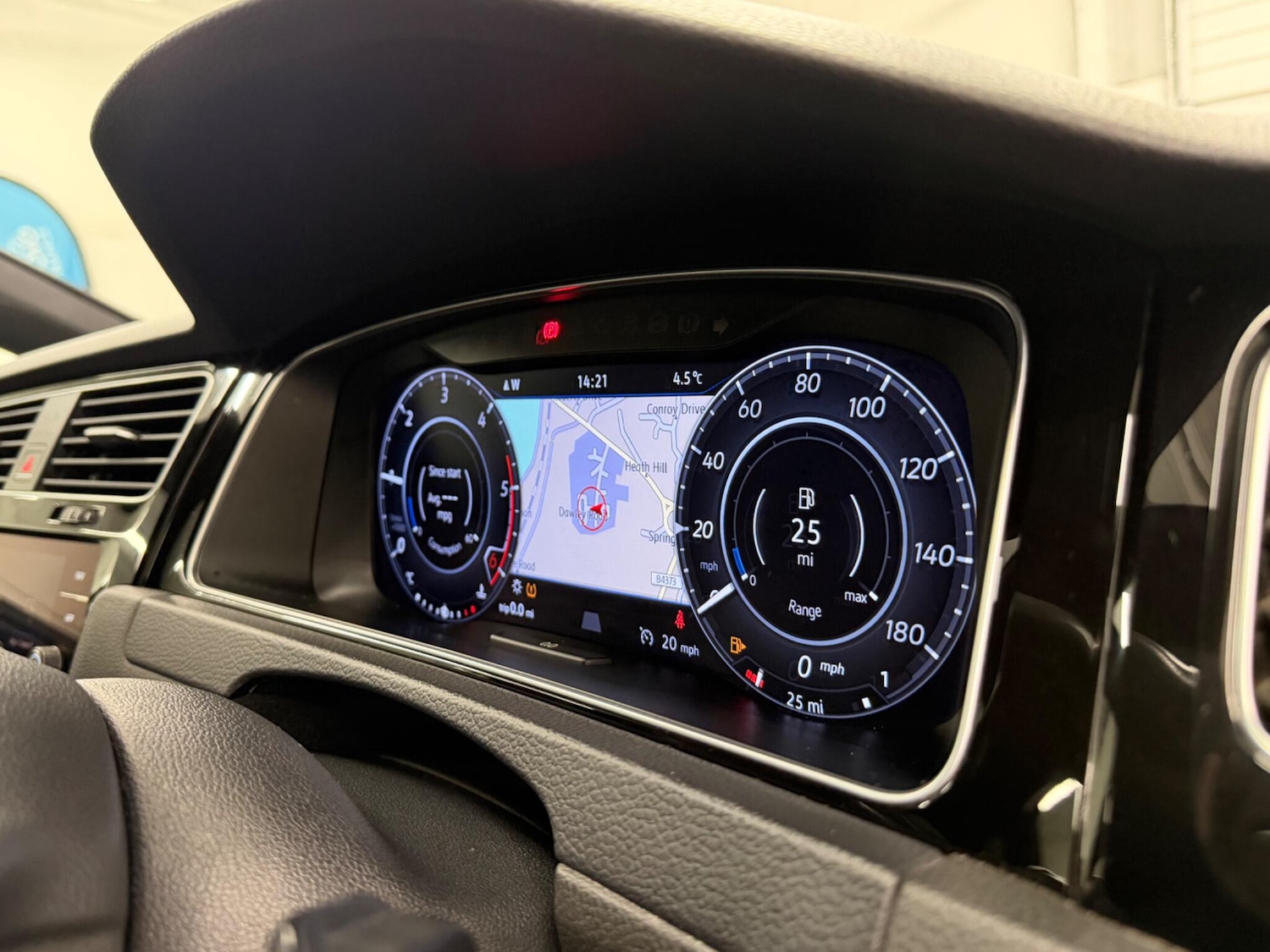 Used Volkswagen Golf 2017 for sale - 78036278: Photo 32