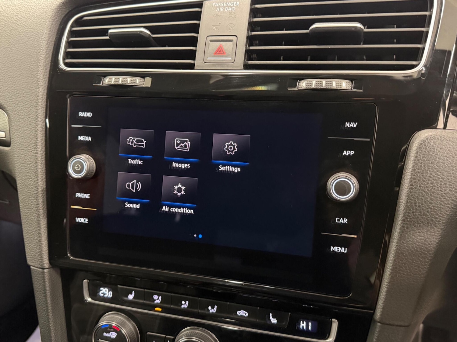 Used Volkswagen Golf 2017 for sale - 78036278: Photo 34