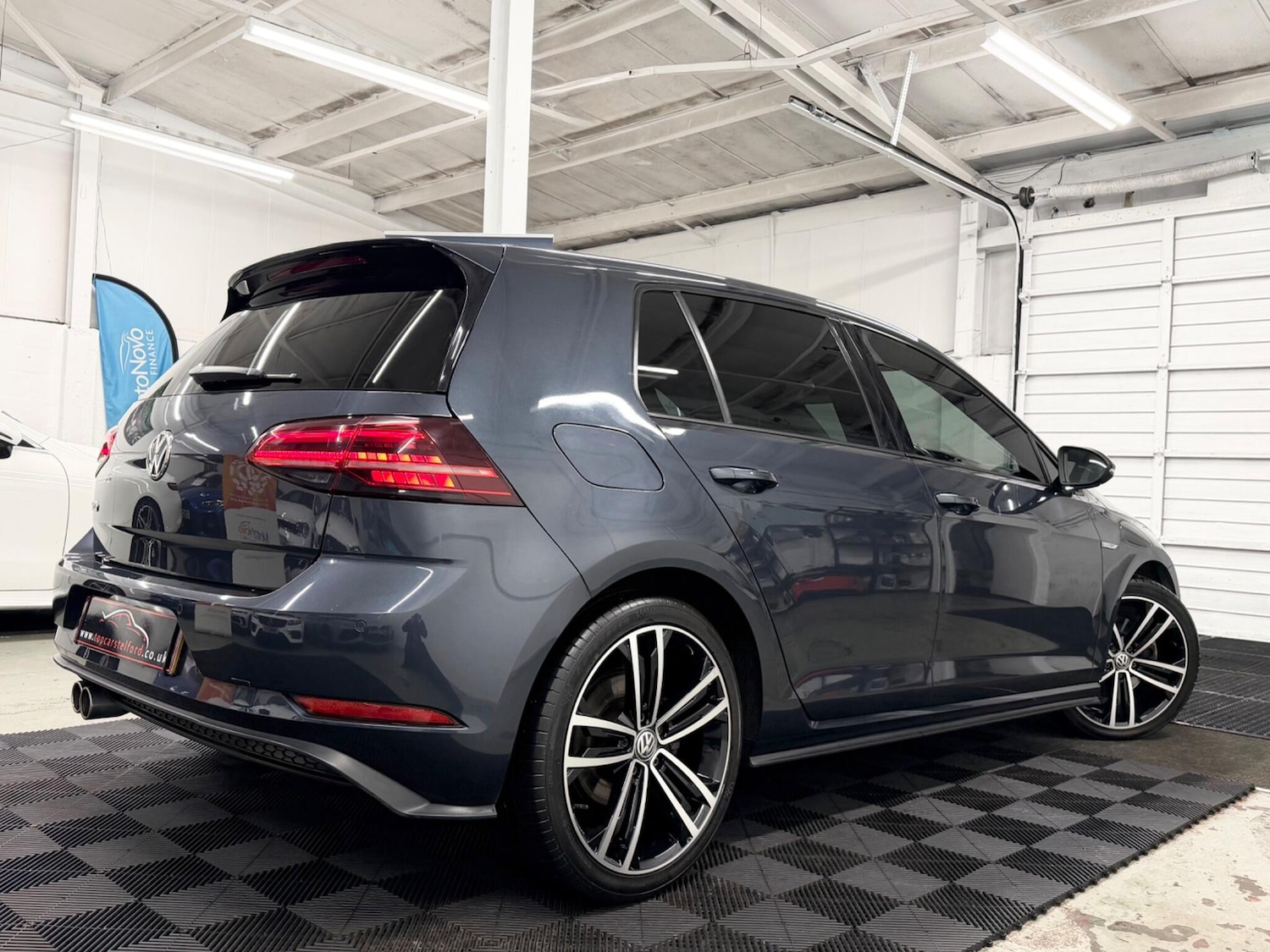 Used Volkswagen Golf 2017 for sale - 78036278: Photo 61
