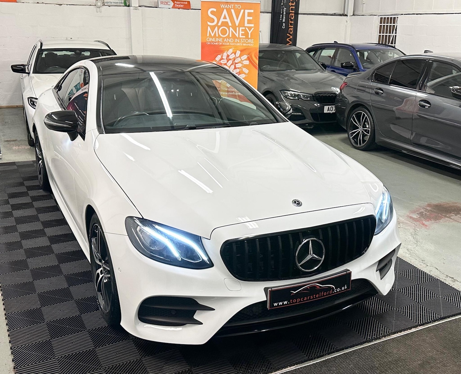 Used Mercedes-Benz E Class for sale - 77306199: Photo 11