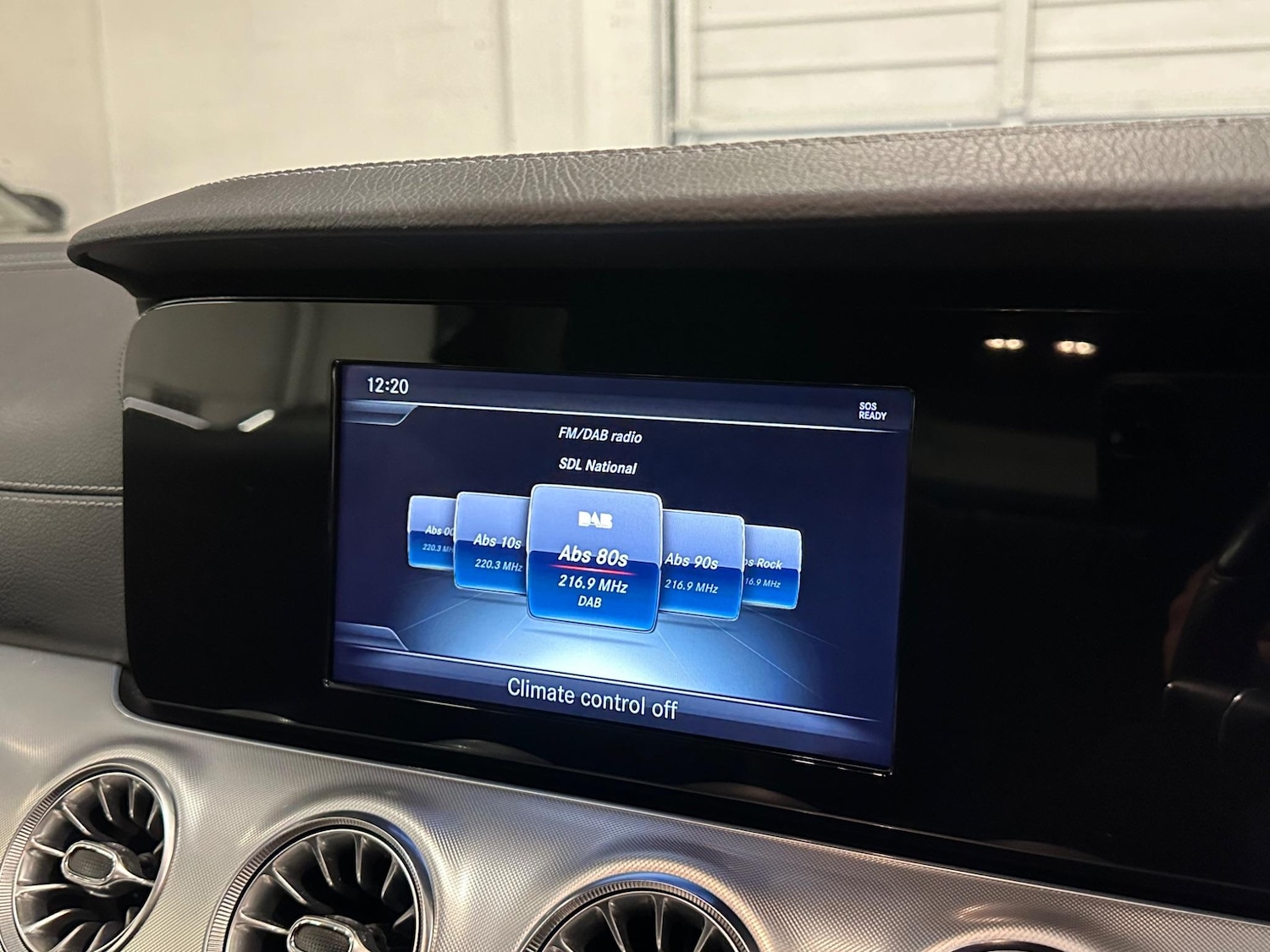 Used Mercedes-Benz E Class for sale - 77306199: Photo 51