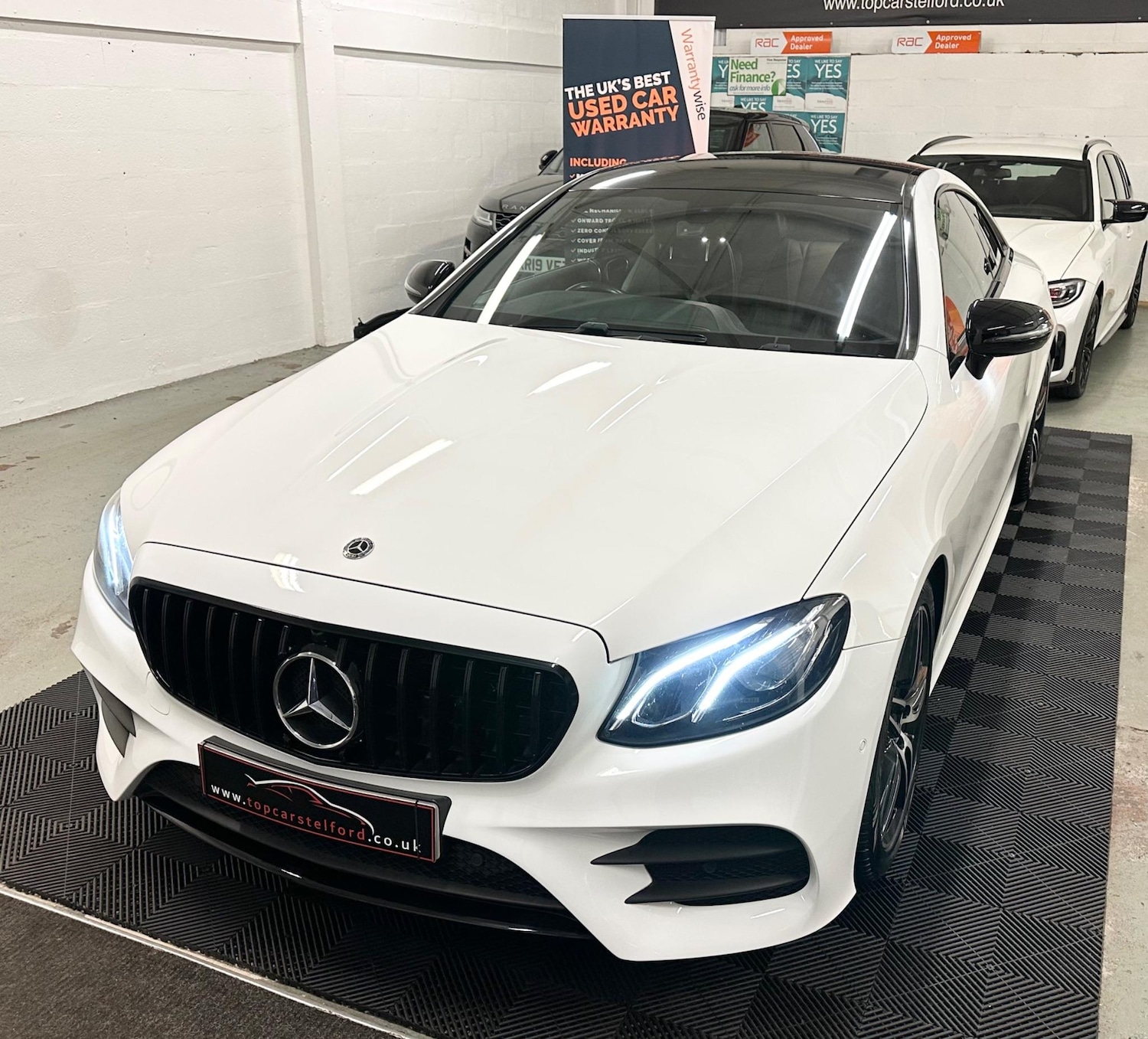 Used Mercedes-Benz E Class for sale - 77306199: Photo 74