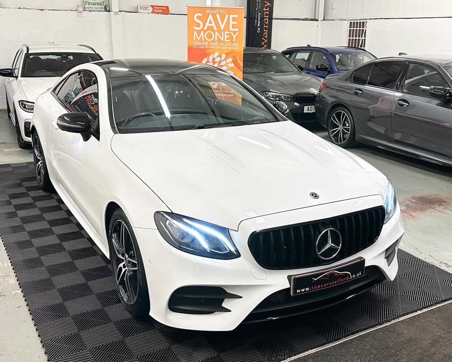 Used Mercedes-Benz E Class for sale - 77306199: Photo 80