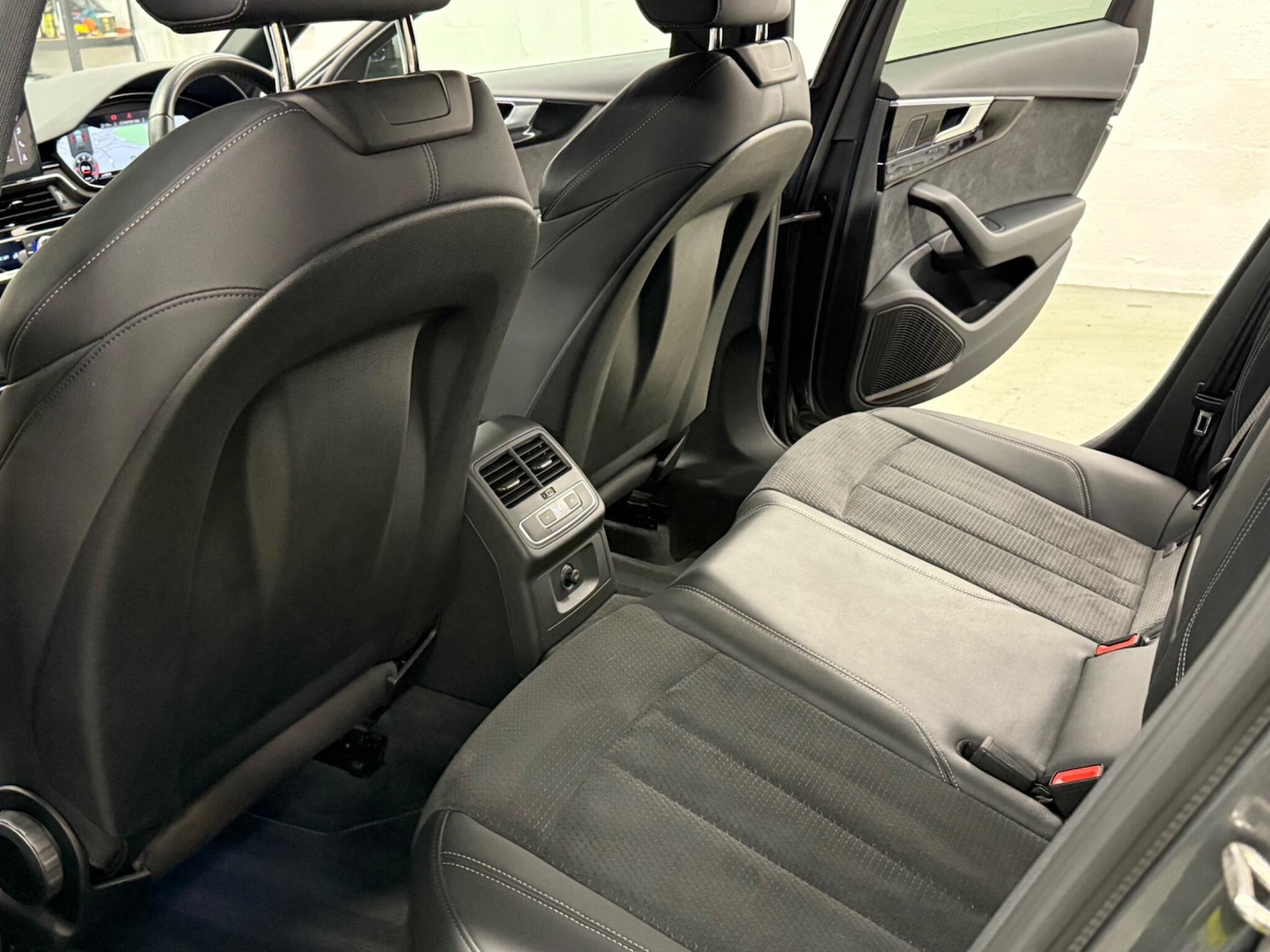 Used Audi A4 Avant 2021 for sale - 77067249: Photo 21